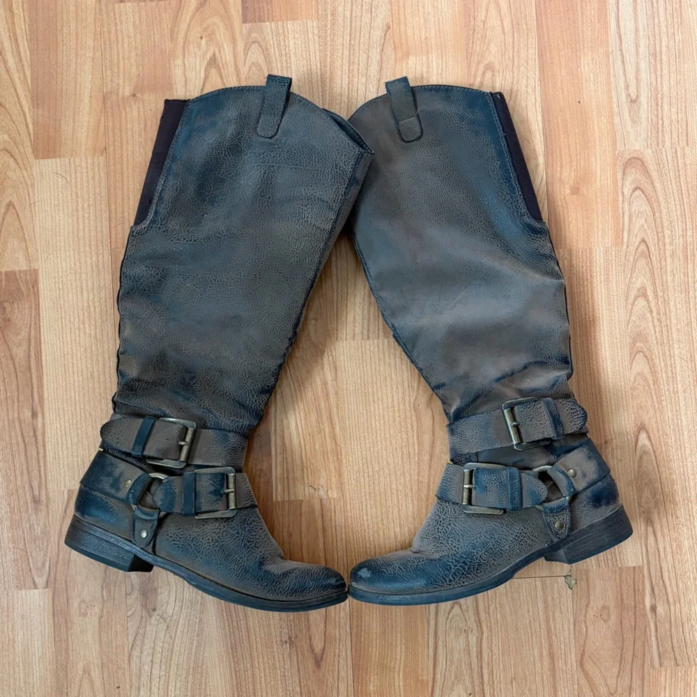 Maurice’s Brown Boots with Buckles - Picture 1 of 2